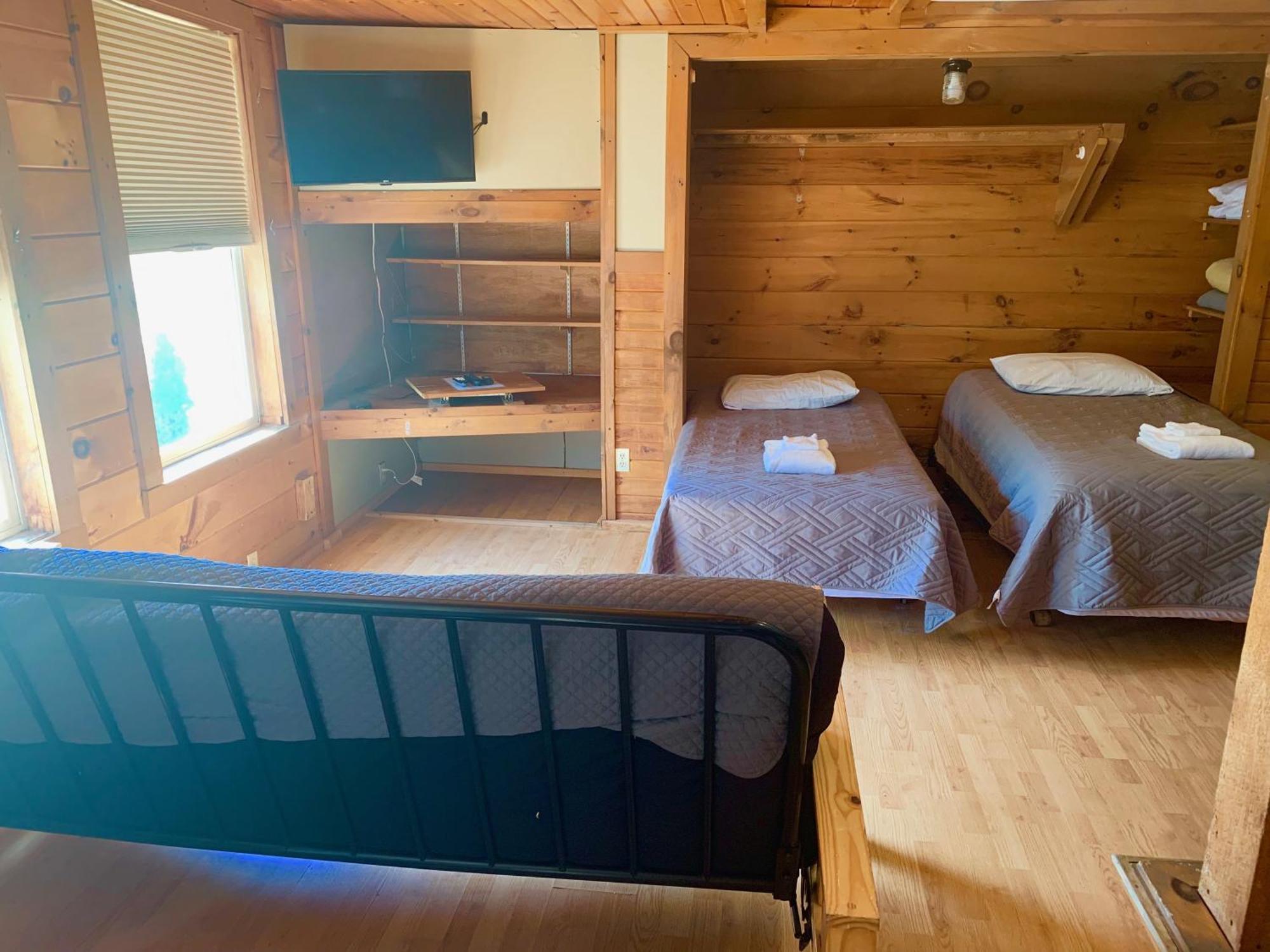 Pine Crest Motel & Cabins Barton Rom bilde